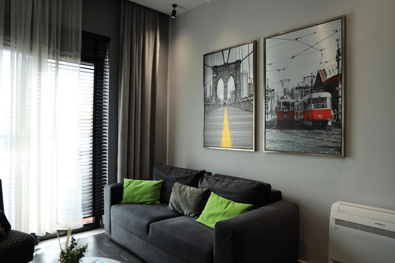 Urban Stay Tirana Deluxe Exterior photo
